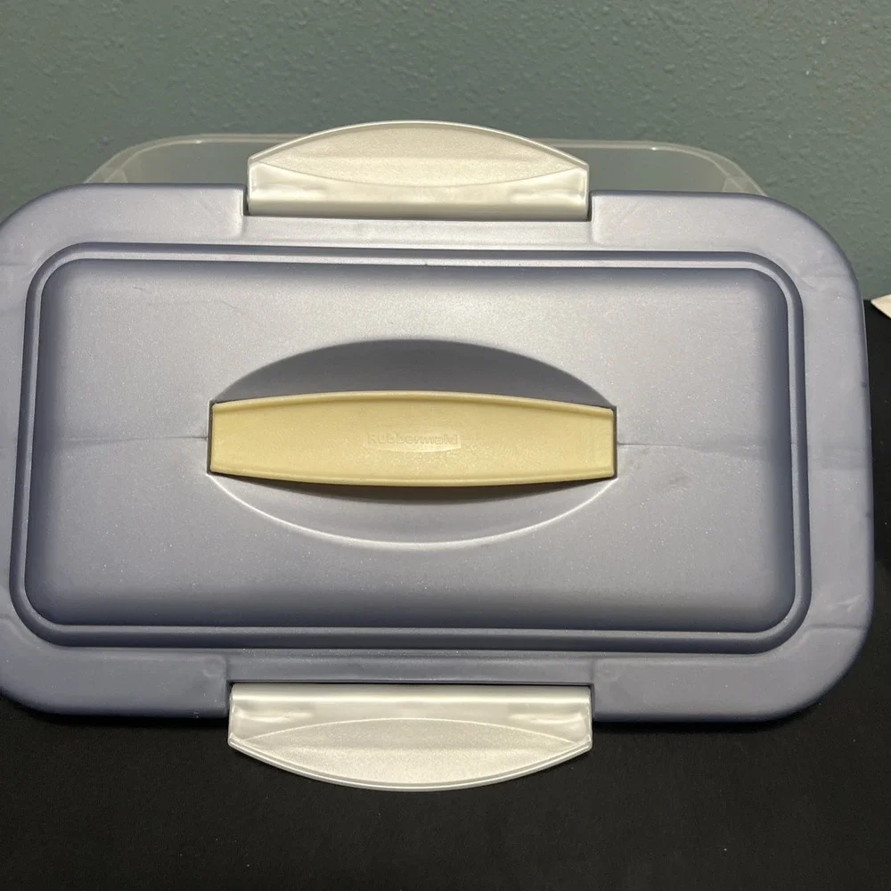 Vtg- Rubbermaid Clear / Blue Storage Container‎ Carry Handle Locking Lid - USA
